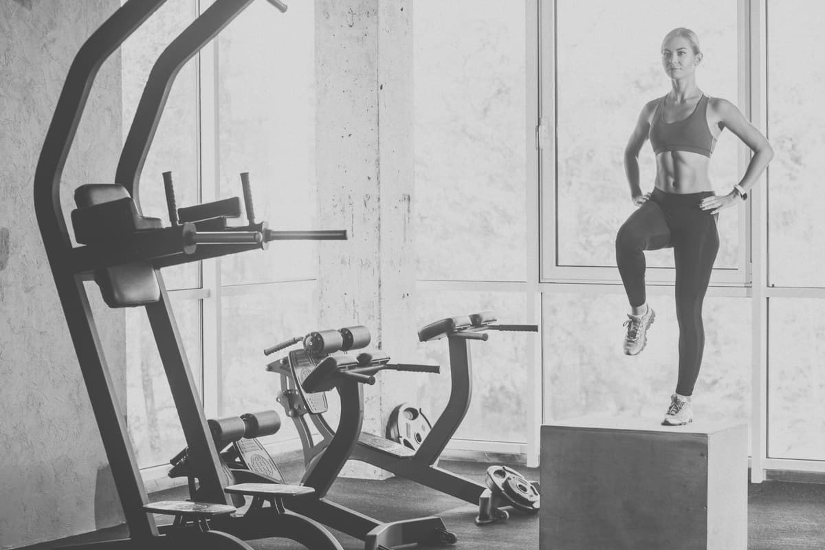 Fessiers d'aciers: 3 variations du Step up